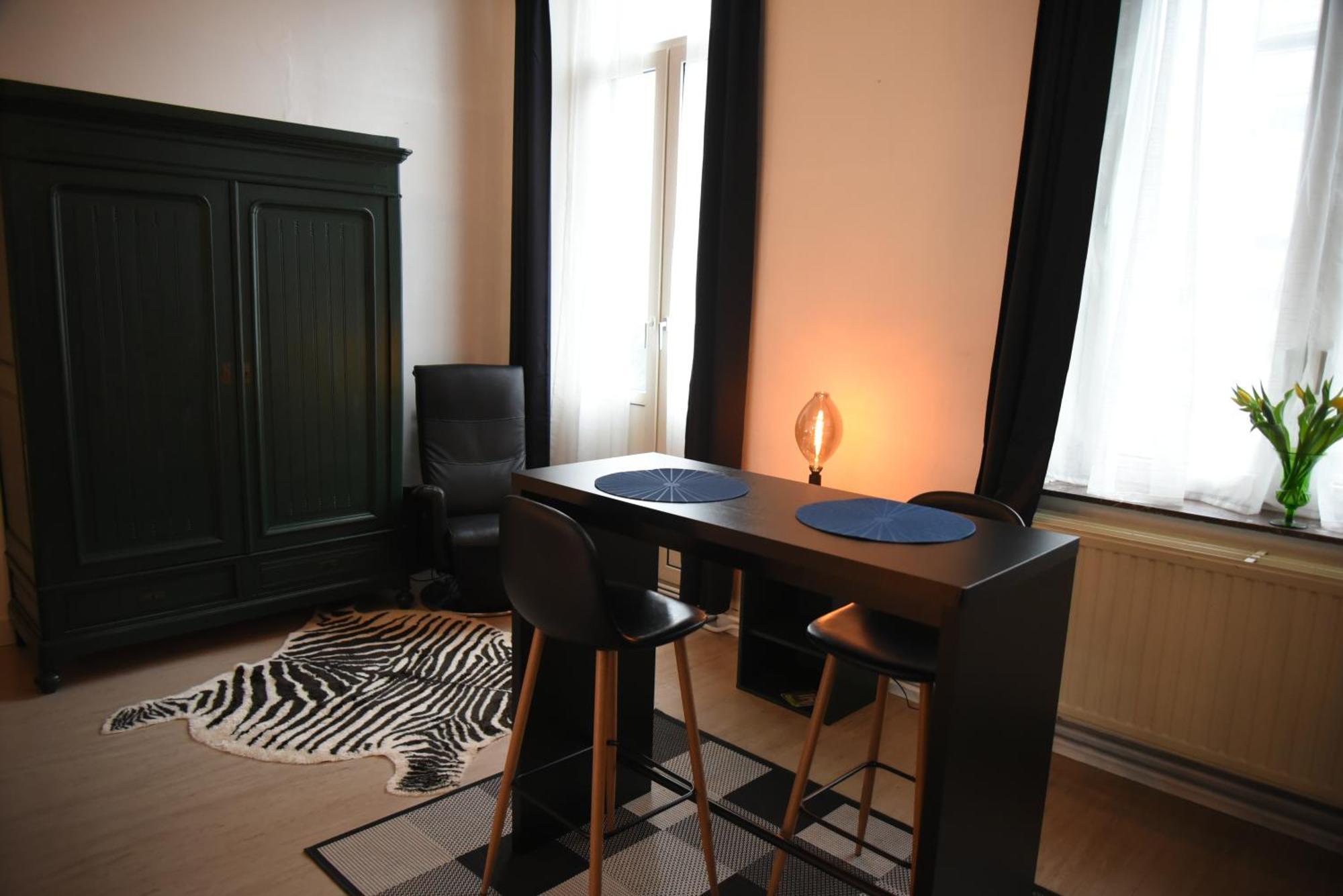 Le Piercot Hotel Liege Room photo